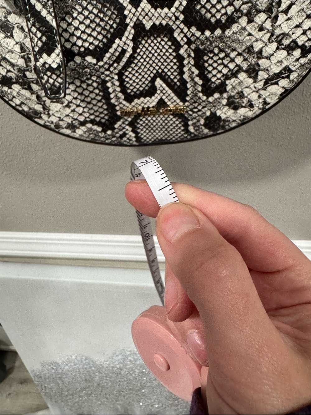 Michael Kors Emilia Half Moon Animal Print - Picture 11 of 15